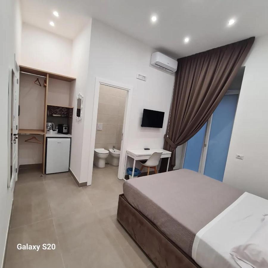 Residenza Nascari Al Plebiscito Gasthuis Napels