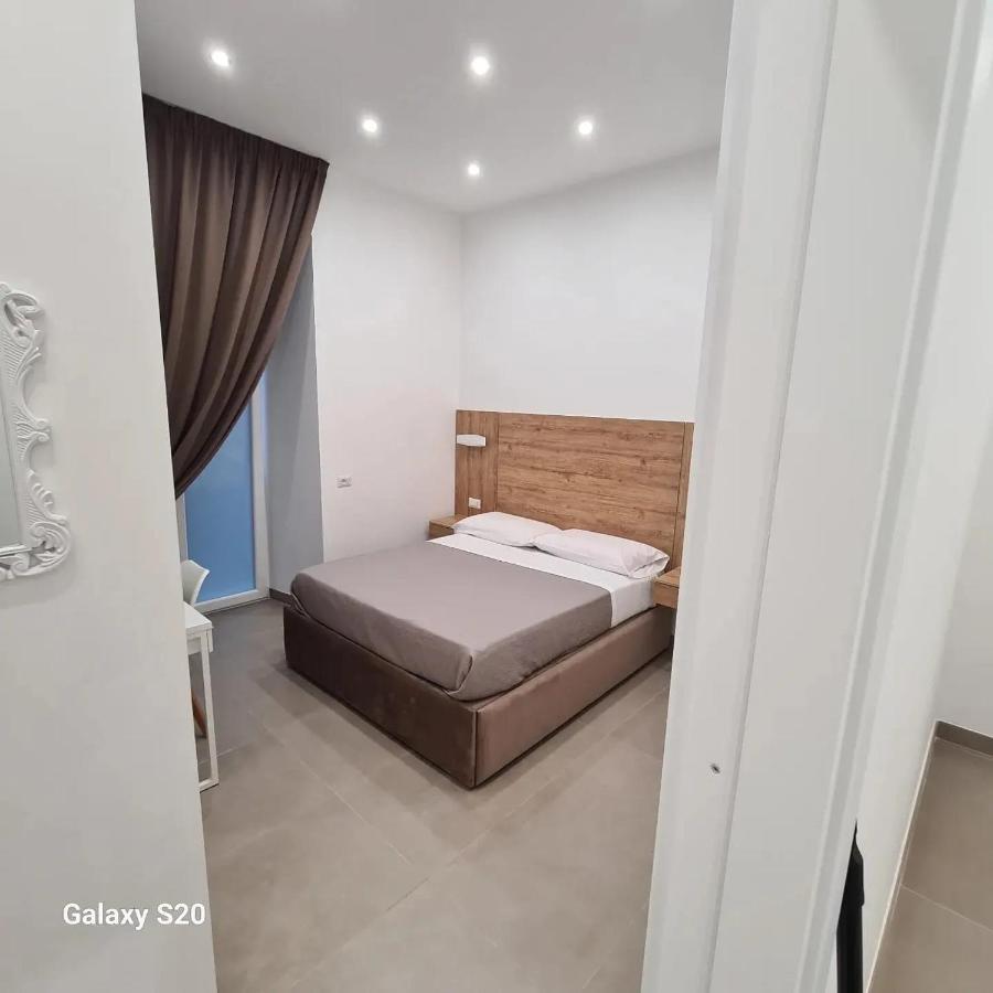 Residenza Nascari Al Plebiscito Gasthuis *